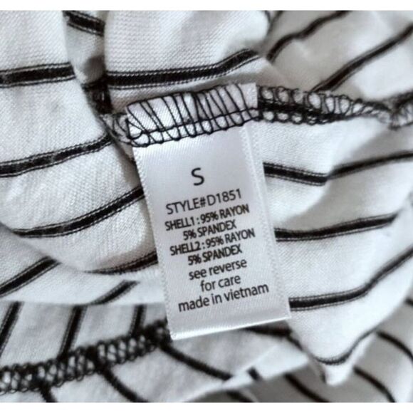 ACTIVE USA BLACK & WHITE STRIPE DRESS SZ.S EUC. - Picture 7 of 8